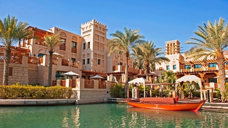 Çölün Ortasındaki Vaha Dubai Turu Emirates ile (Dubai Şehir Turu Dahil)