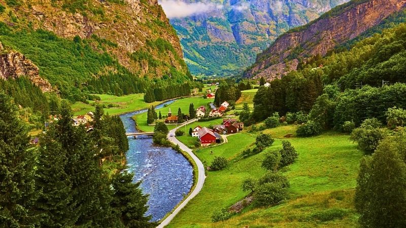 Flamsbana Ekspresli Norveç Fiyortları Turu