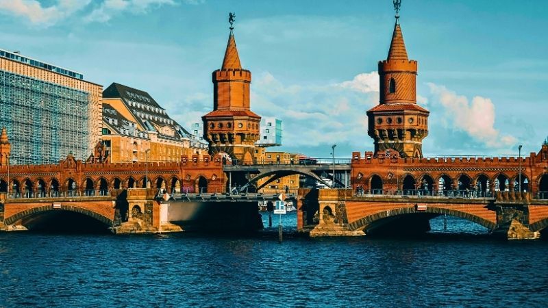 Berlin'li Orta Avrupa'nın Masalsı Rotaları Turu Thy İle