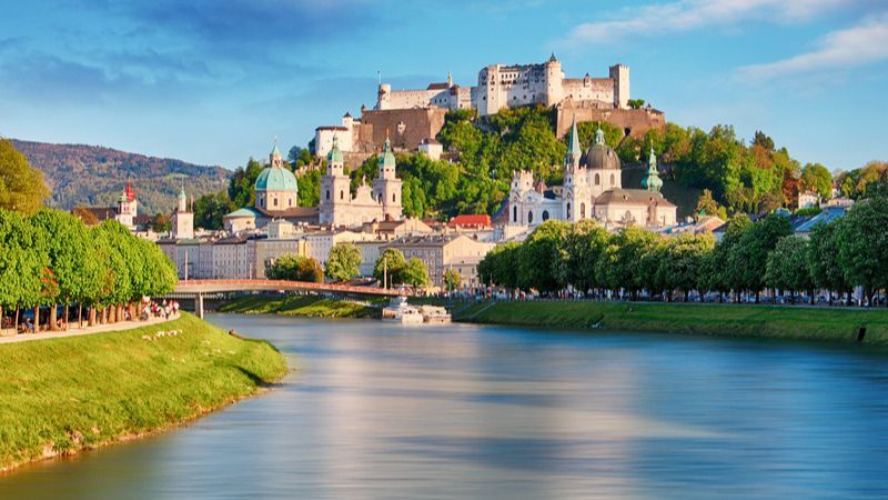 Kıbrıs'tan Hallstatt & Salzburg & Viyana & Bled Turu Thy İle
