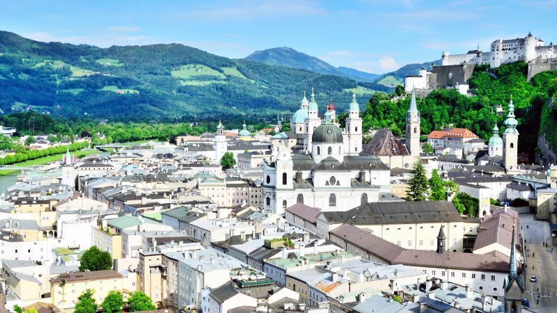 Kıbrıs'tan Hallstatt & Salzburg & Viyana & Bled Turu Thy İle